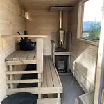 Chalet Pikkumoekki Sveastugan *